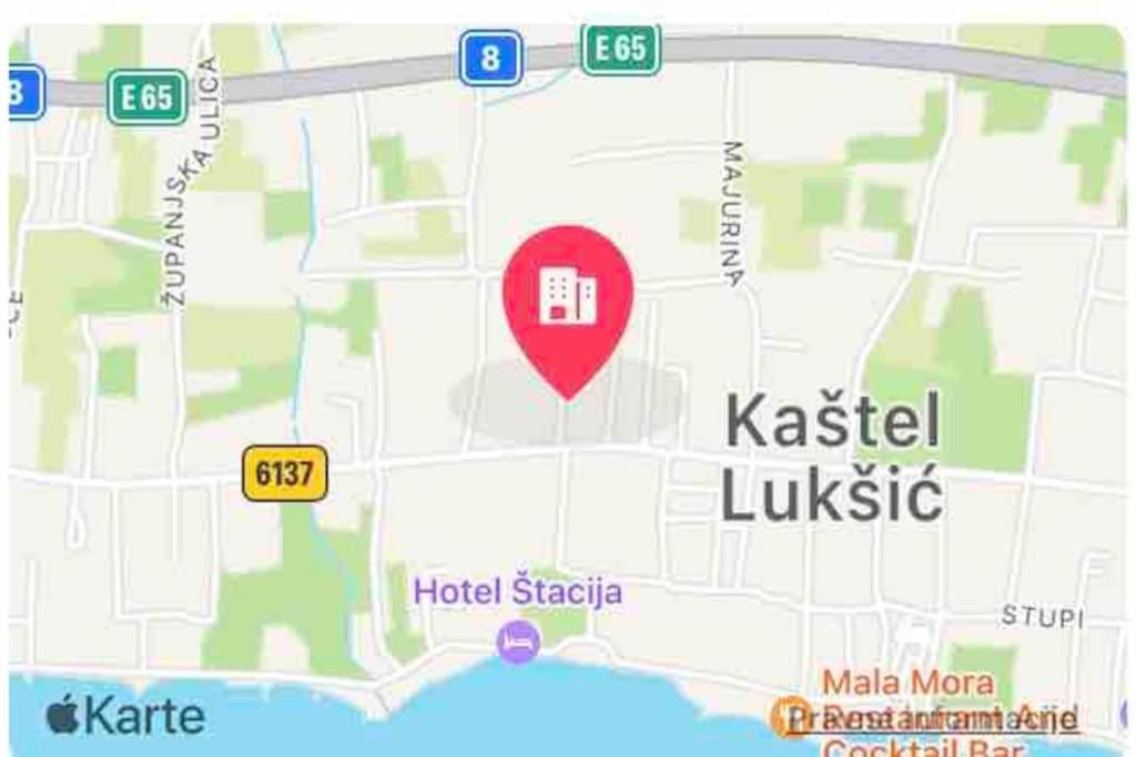 Spacious Apartment Matej Near The Sea Kaštela Екстериор снимка